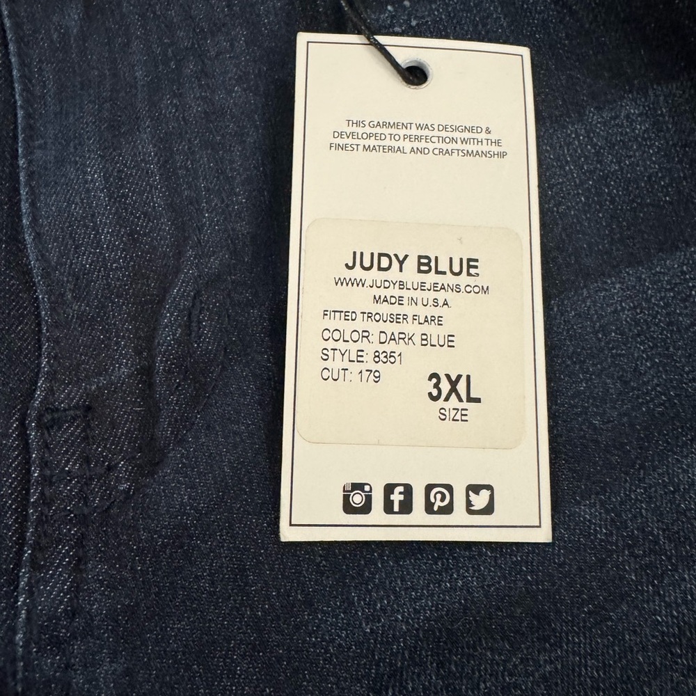Judy Blue Women's Dark Blue Fitted Trouser Flare Jeans - NWT